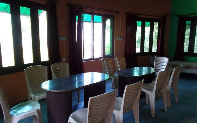 Him Darshan Lodge and Restaurant, Almora 3